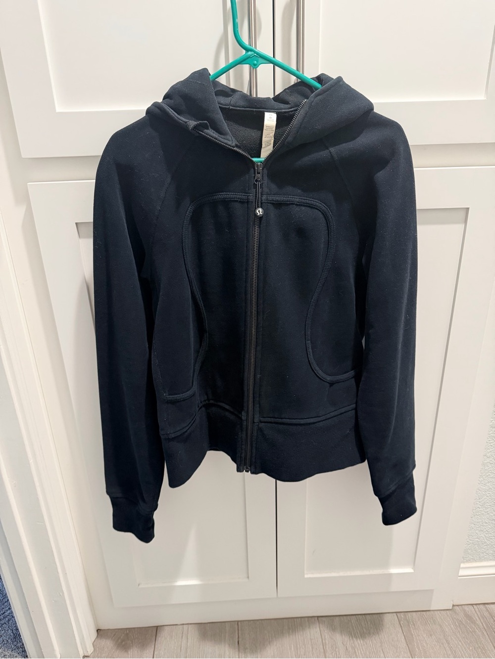 lululemon athletica Black Full-Zip Hooded Sweatshirt